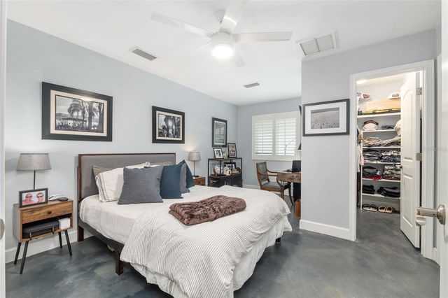 1810 NW 17TH LANE, Gainesville, FL 32605