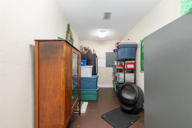 1810 NW 17TH LANE, Gainesville, FL 32605