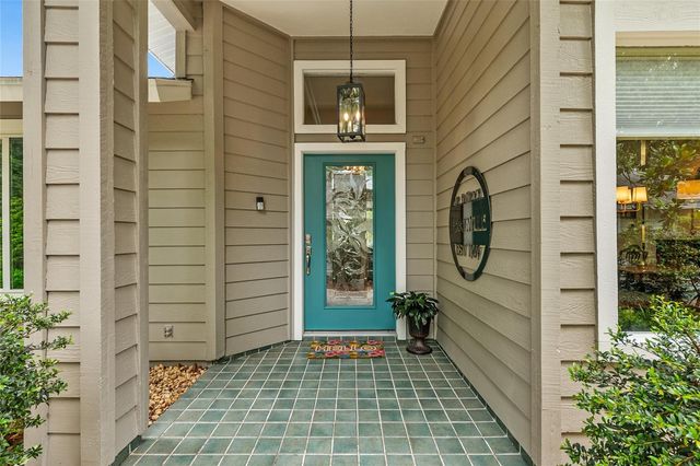 1810 NW 17TH LANE, Gainesville, FL 32605