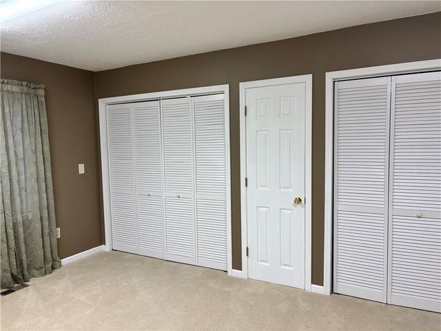 25595 Rockville Road, Louisburg, KS 66053