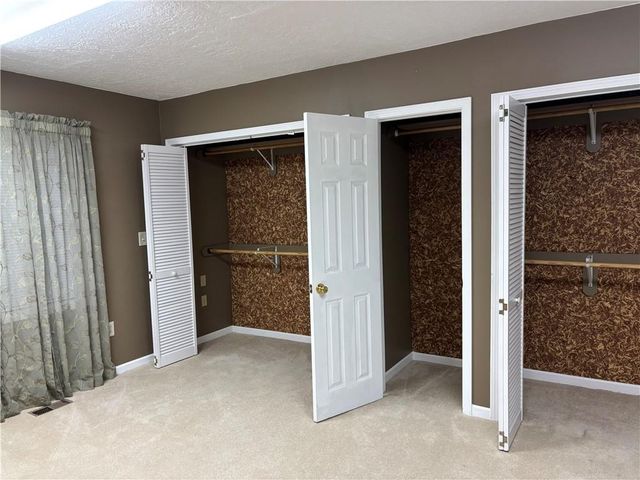 25595 Rockville Road, Louisburg, KS 66053