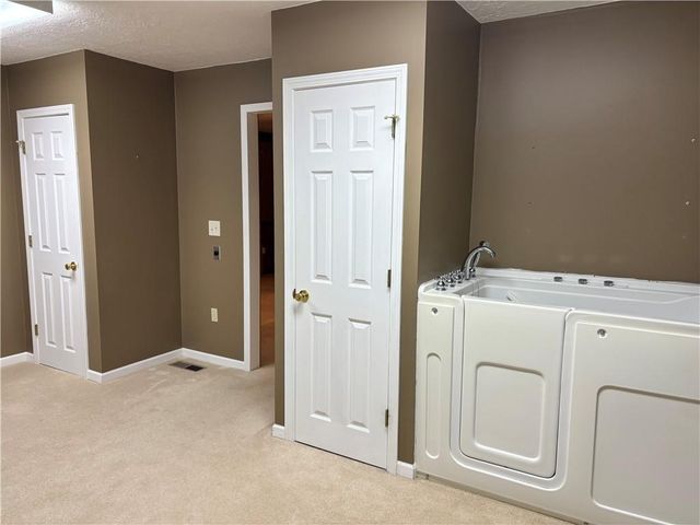 25595 Rockville Road, Louisburg, KS 66053