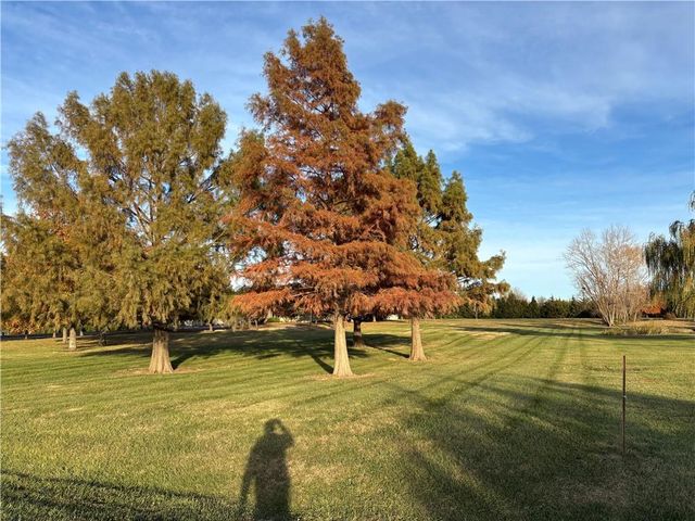 25595 Rockville Road, Louisburg, KS 66053