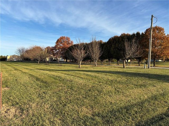 25595 Rockville Road, Louisburg, KS 66053