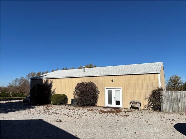 25595 Rockville Road, Louisburg, KS 66053