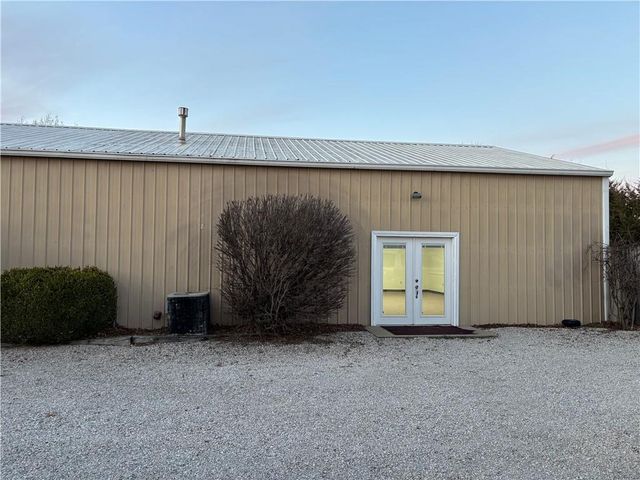 25595 Rockville Road, Louisburg, KS 66053