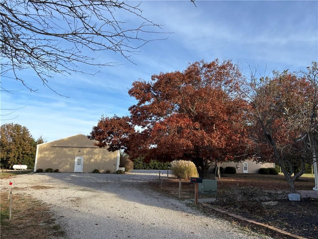 25595 Rockville Road, Louisburg, KS 66053