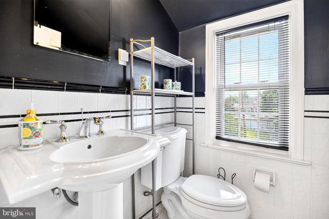 19 HARMIL RD, Broomall, PA 19008