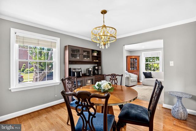 19 HARMIL RD, Broomall, PA 19008
