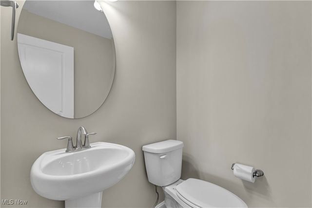 7662 Springfield Drive, Valley City, OH 44280