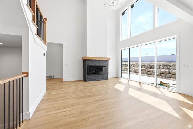 353 N BARLOW CT, Saratoga Springs, UT 84045