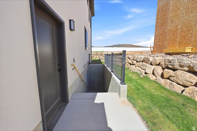 353 N BARLOW CT, Saratoga Springs, UT 84045