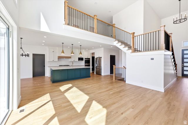 353 N BARLOW CT, Saratoga Springs, UT 84045