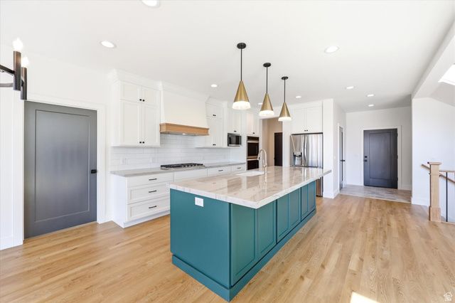 353 N BARLOW CT, Saratoga Springs, UT 84045