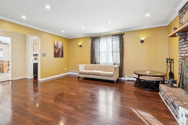 12 Ormand Avenue, Medford, NY 11763