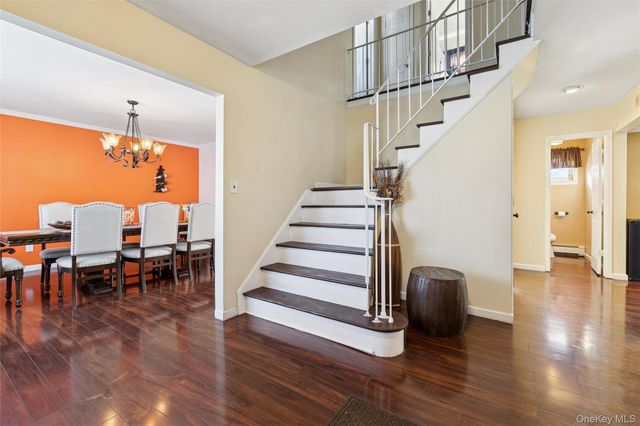 12 Ormand Avenue, Medford, NY 11763