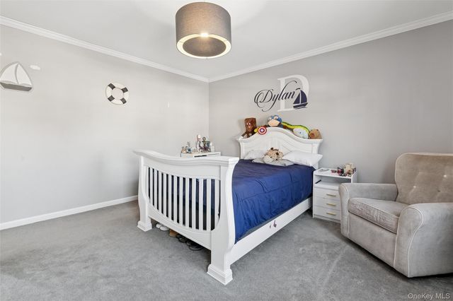 12 Ormand Avenue, Medford, NY 11763