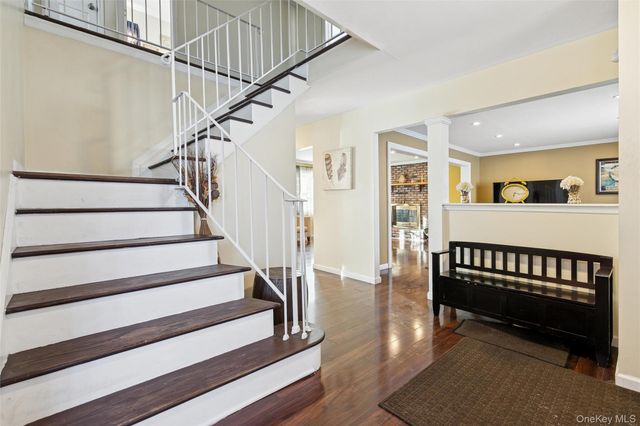 12 Ormand Avenue, Medford, NY 11763