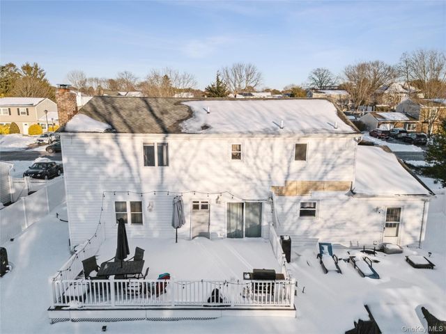 12 Ormand Avenue, Medford, NY 11763