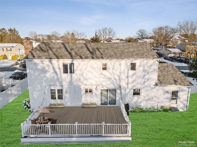 12 Ormand Avenue, Medford, NY 11763