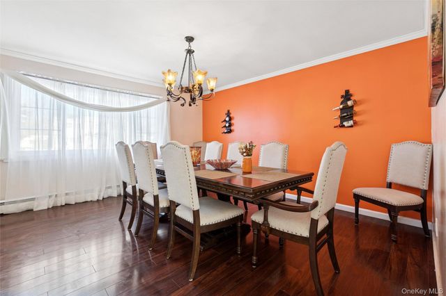 12 Ormand Avenue, Medford, NY 11763