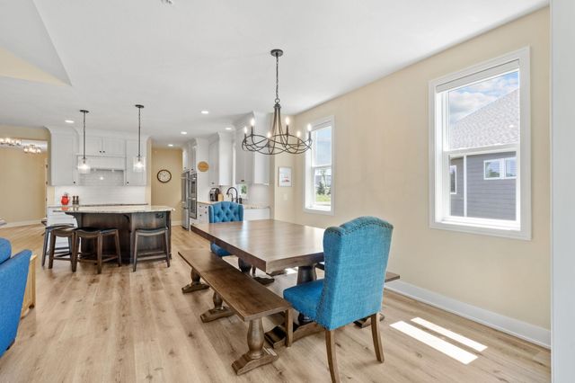 17091 Kerrick Court, Lakeville, MN 55044
