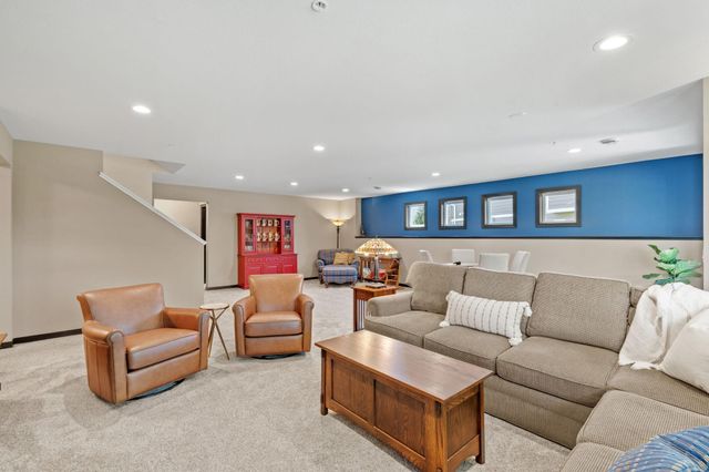 17091 Kerrick Court, Lakeville, MN 55044