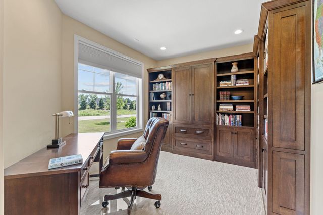17091 Kerrick Court, Lakeville, MN 55044