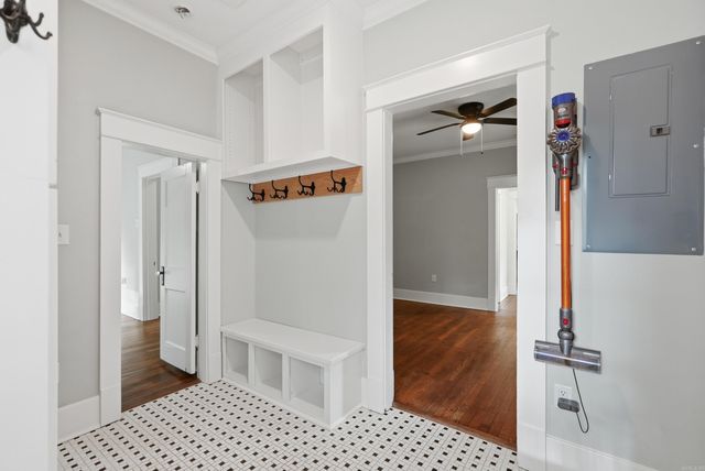 1038 Clifton St, Conway, AR 72034