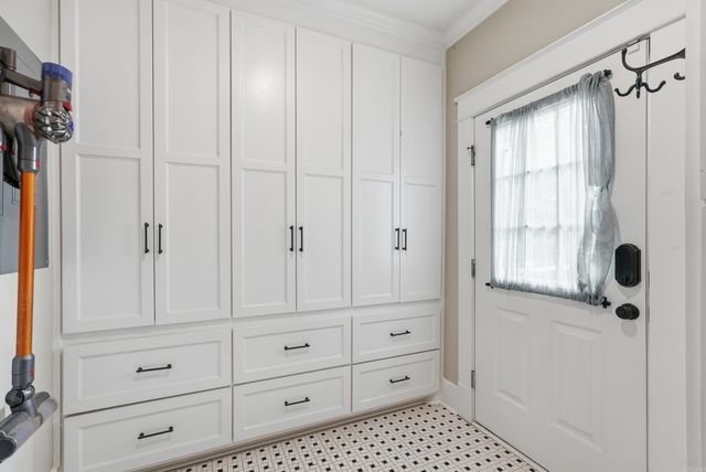 1038 Clifton St, Conway, AR 72034