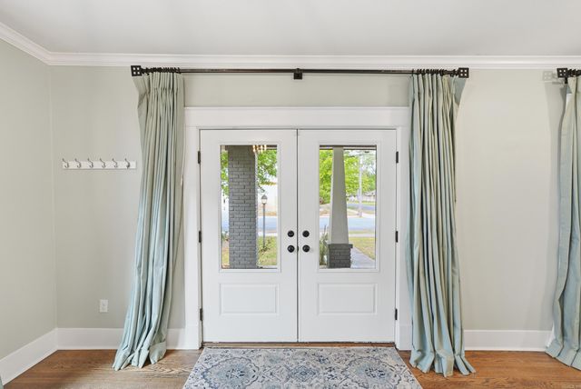 1038 Clifton St, Conway, AR 72034