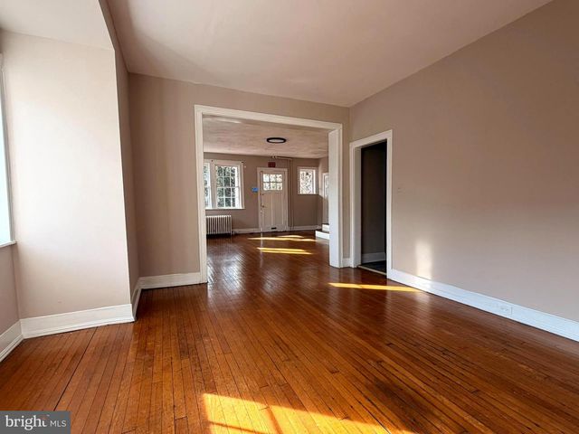 36 YORK, Baltimore, MD 21218