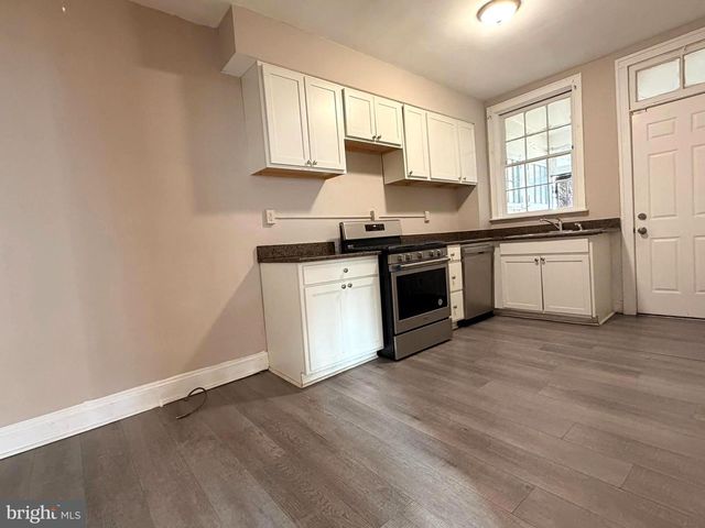 36 YORK, Baltimore, MD 21218