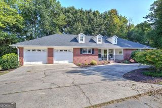 9 1/2 Greenbriar Avenue, Cartersville, GA 30120