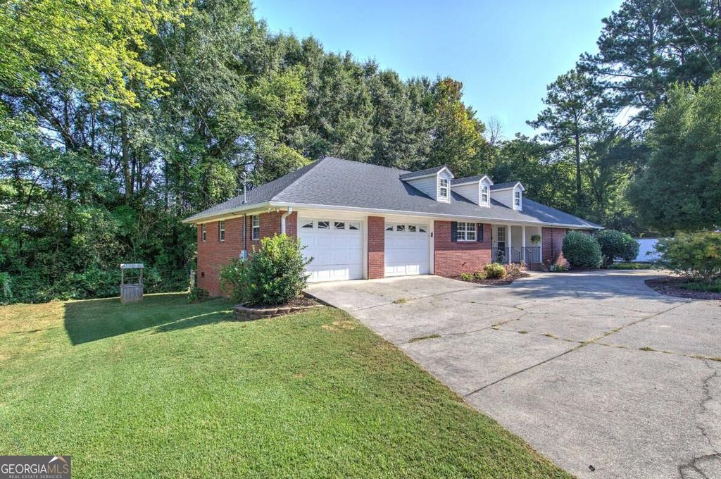 9 1/2 Greenbriar Avenue, Cartersville, GA 30120 — photo 4