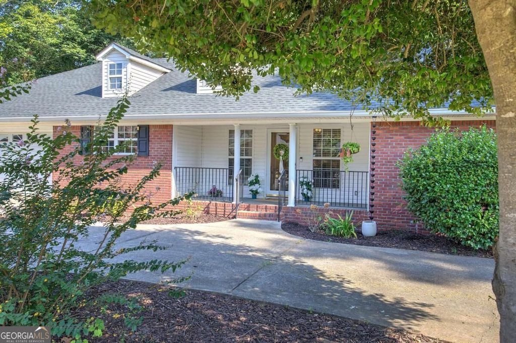 9 1/2 Greenbriar Avenue, Cartersville, GA 30120 — photo 5
