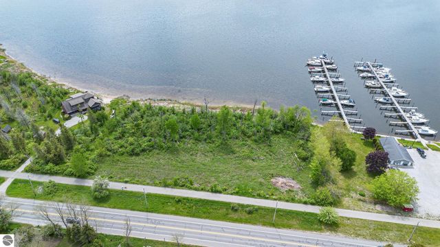 Unit 8B Lake Street, Frankfort, MI 49635