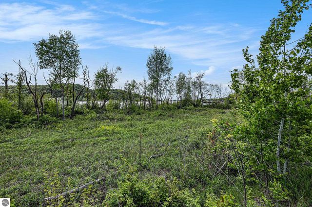 Unit 8B Lake Street, Frankfort, MI 49635