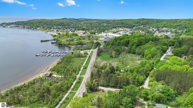 Unit 8B Lake Street, Frankfort, MI 49635