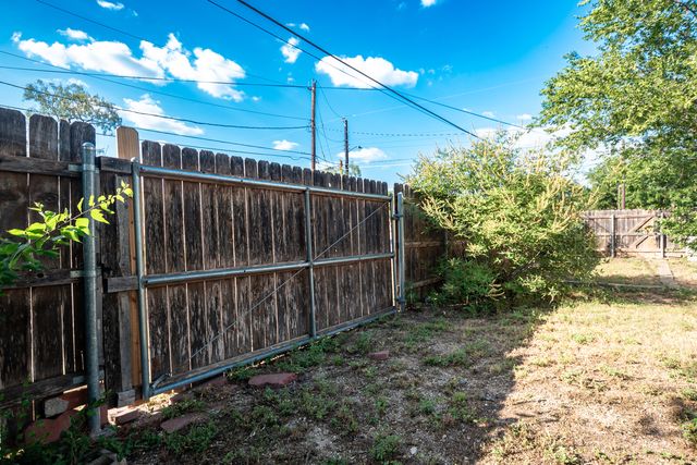 811 Akin Street, San Angelo, TX 76903