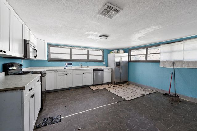 108 EARL AVENUE, Auburndale, FL 33823