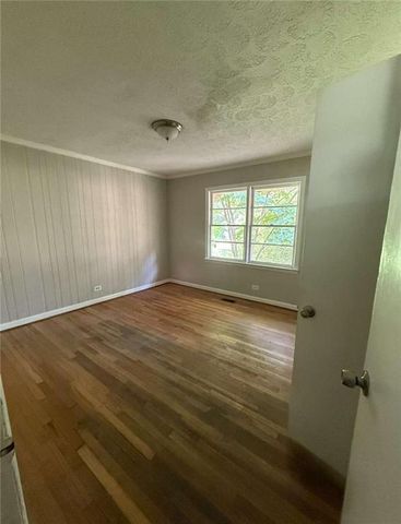 7205 Lakeview Drive, Covington, GA 30014