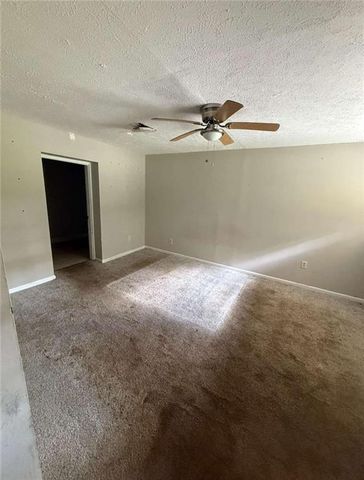 7205 Lakeview Drive, Covington, GA 30014