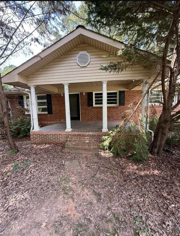 7205 Lakeview Drive, Covington, GA 30014