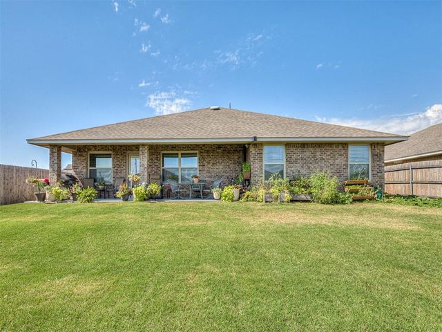 7712 Windstone Drive, Oklahoma City, OK 73132