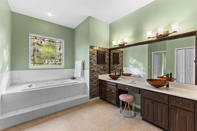 2015 LONG BRANCH LANE, Clearwater, FL 33760