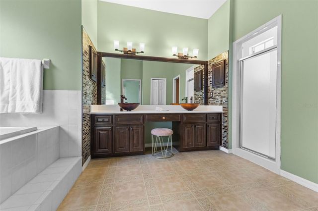 2015 LONG BRANCH LANE, Clearwater, FL 33760