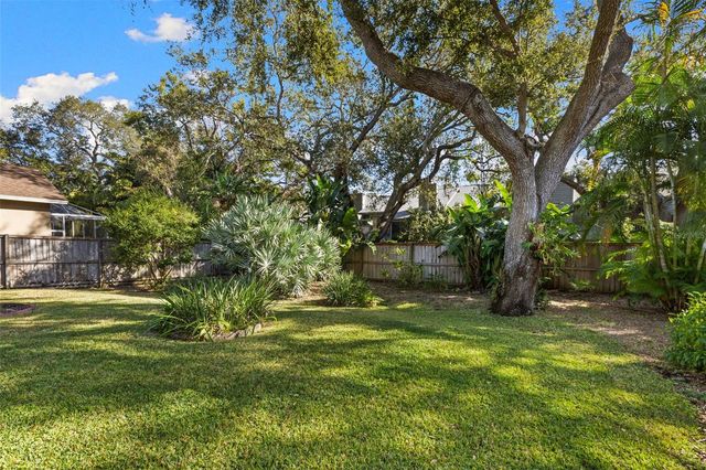 2015 LONG BRANCH LANE, Clearwater, FL 33760