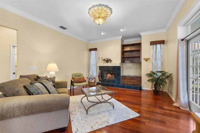 2015 LONG BRANCH LANE, Clearwater, FL 33760