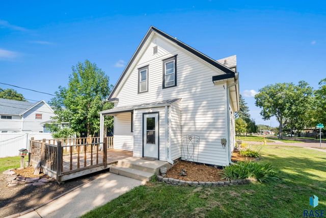 1515 S Duluth Ave Avenue, Sioux Falls, SD 57105